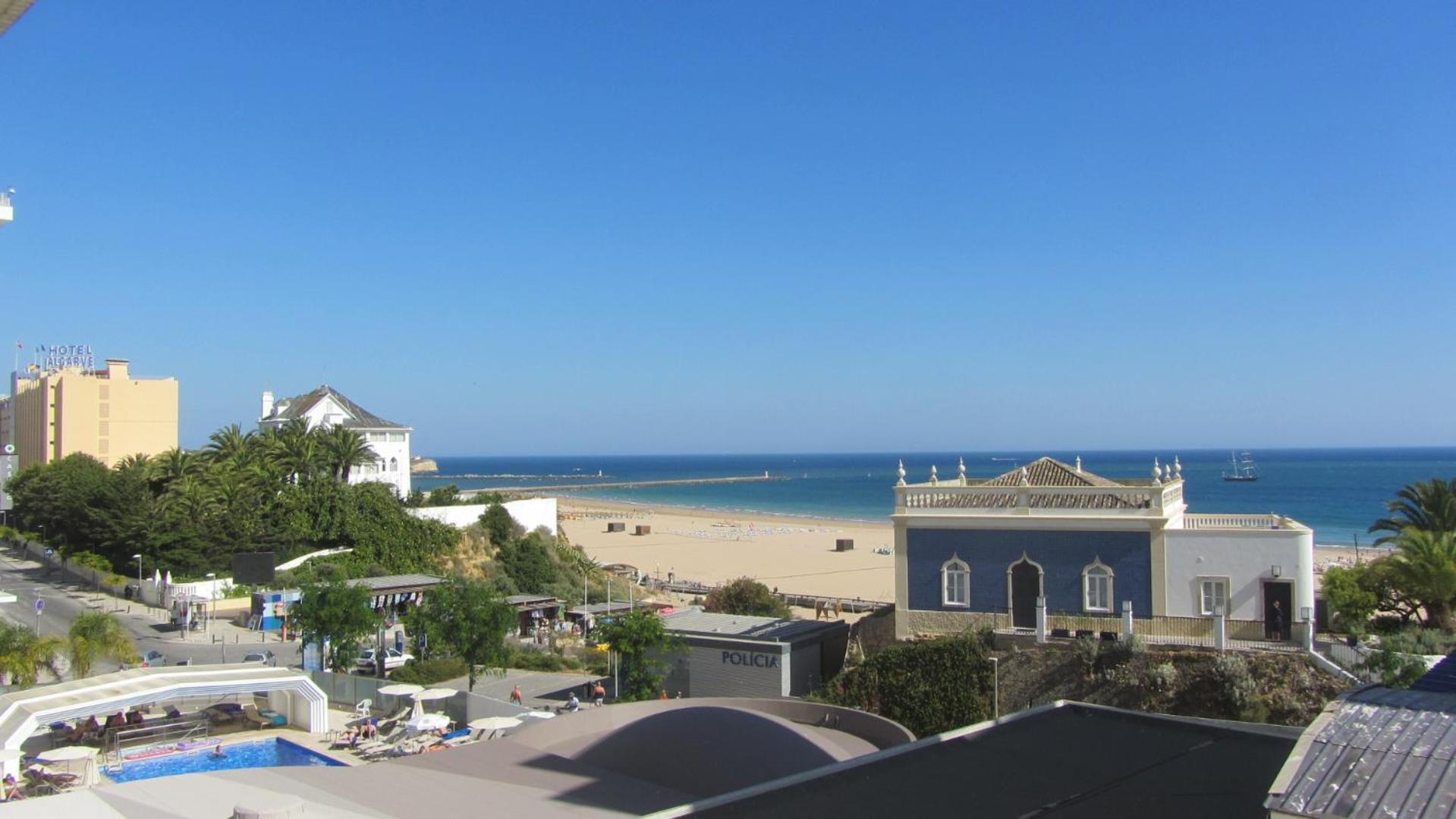 Miramar Apartments Портиман Экстерьер фото